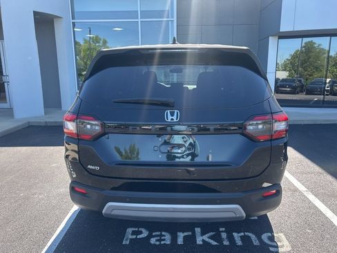 Used 2023 Honda Pilot EX-L image 9