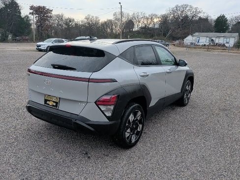 Used 2024 Hyundai Kona SEL image 5