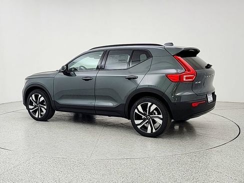 New 2026 Volvo XC40 B5 Plus w/ Climate Package AWD/4WD image 7