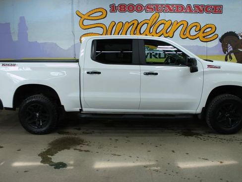 Used 2020 Chevrolet Silverado 1500 LT Trail Boss AWD/4WD image 1