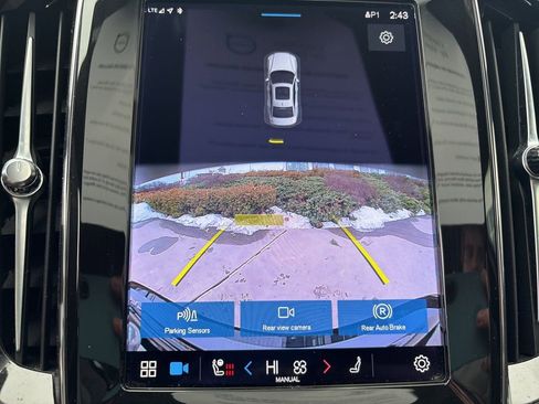 Certified 2023 Volvo S60 B5 Plus w/ Climate Package image 29