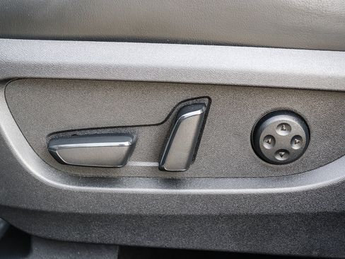 Used 2022 INFINITI QX50 Luxe image 25