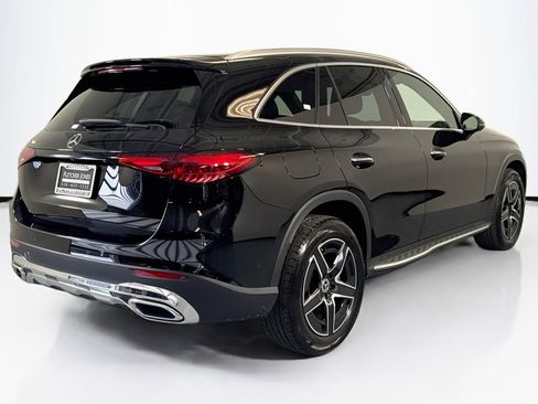 Used 2026 Mercedes-Benz GLC 300 image 5