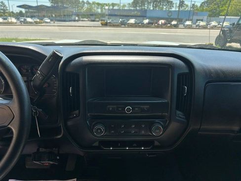 Used 2018 Chevrolet Silverado 1500 Custom w/ Custom Value Package image 13