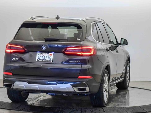 Certified 2023 BMW X5 xDrive45e image 5