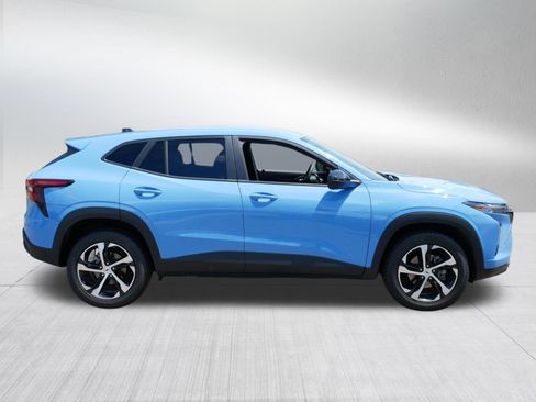 Used 2024 Chevrolet Trax RS w/ Driver Confidence Package FWD image 8