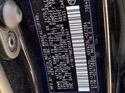 Used 2019 Toyota Camry SE FWD image 31