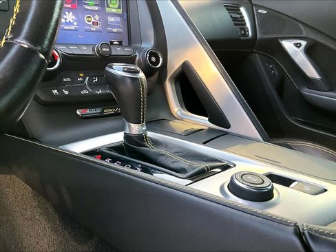 Used 2017 Chevrolet Corvette Z06 RWD image 17