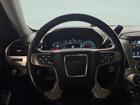 Used 2019 GMC Yukon XL Denali w/ Denali Ultimate Package image 14