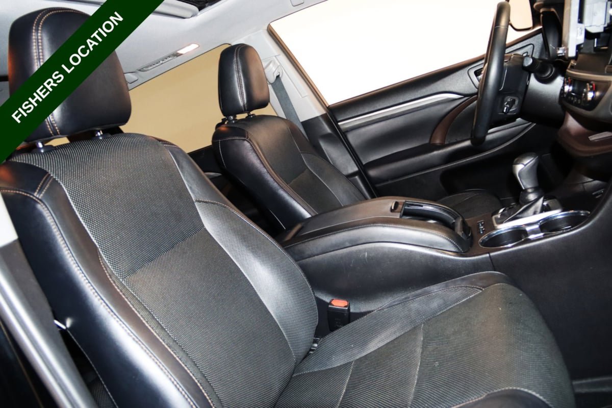 Used 2019 Toyota Highlander Limited AWD/4WD image 53
