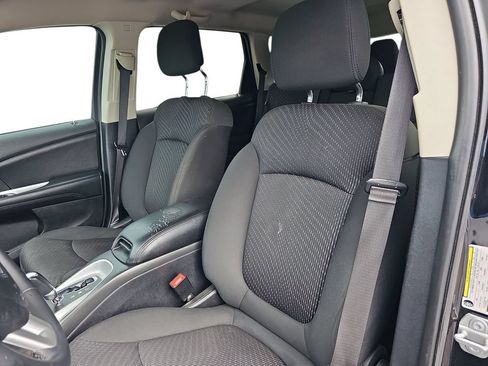Used 2018 Dodge Journey SE FWD image 15