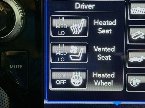 Used 2019 RAM 1500 Limited image 23