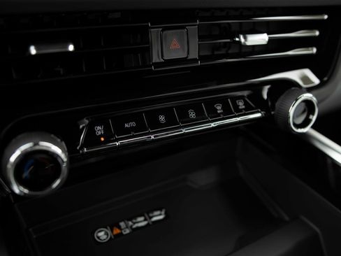 New 2026 Chevrolet Tahoe Premier AWD/4WD image 19