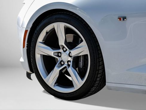 Used 2016 Chevrolet Camaro SS image 45