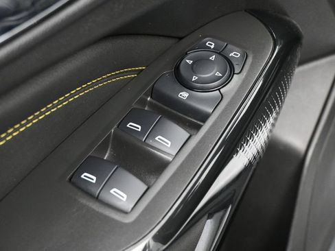 Used 2024 Chevrolet Trax LT FWD image 13