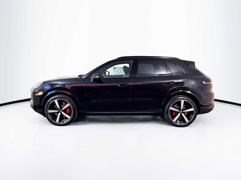 New 2026 Porsche Cayenne S image 2