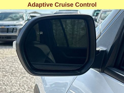 Used 2024 GMC Acadia Elevation AWD/4WD image 7