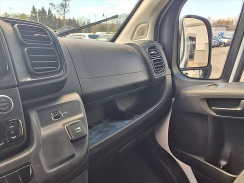 Used 2025 RAM ProMaster 2500 w/ Convenience Group FWD image 23