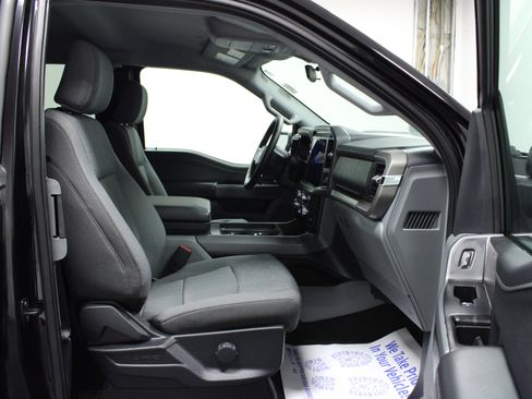 Used 2025 Ford F150 XLT w/ Equipment Group 301A Standard RWD image 16