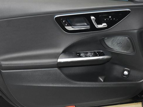 Certified 2025 Mercedes-Benz C 300 4MATIC Sedan image 4