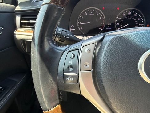 Used 2013 Lexus ES 350 w/ Luxury Pkg FWD image 13