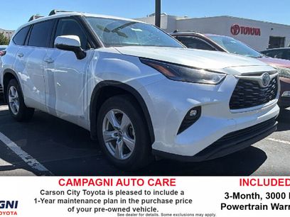 Used 2023 Toyota Highlander LE