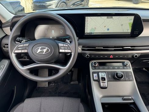 Used 2025 Hyundai Palisade SE image 12