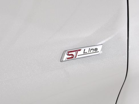 New 2026 Ford Explorer ST-Line AWD/4WD image 23