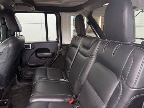 Used 2022 Jeep Wrangler Unlimited Sport AWD/4WD image 10