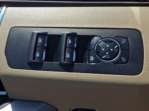 Used 2016 Ford F150 Lariat w/ Equipment Group 502A Luxury image 25