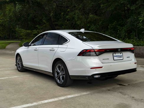 Used 2024 Honda Accord EX-L image 7
