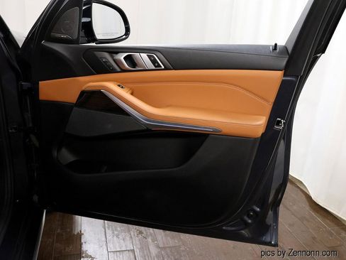 Used 2019 BMW X5 xDrive50i w/ Off-Road Package image 38