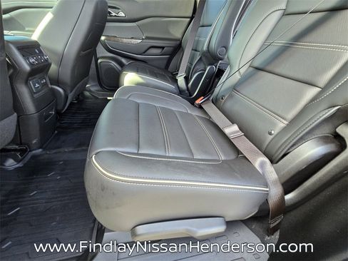 Used 2023 GMC Acadia Denali w/ Denali Ultimate Package image 13