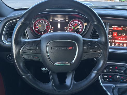Used 2016 Dodge Challenger R/T Scat Pack RWD image 18
