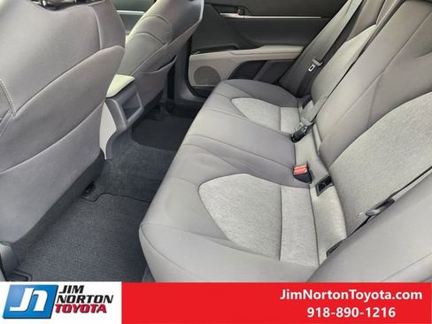 Used 2024 Toyota Camry LE image 31