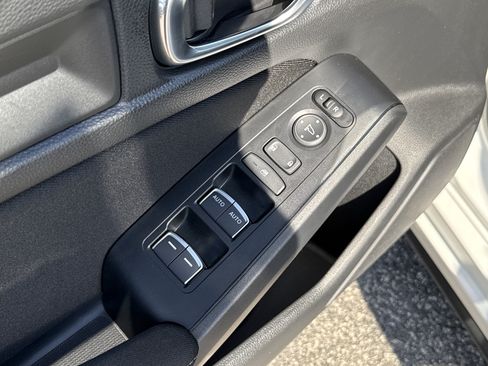 Certified 2025 Honda Civic Sport image 15