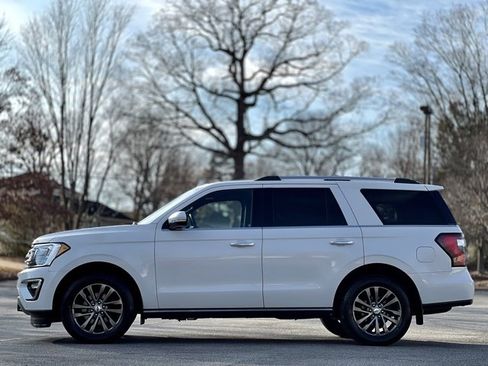 Used 2020 Ford Expedition Limited image 8