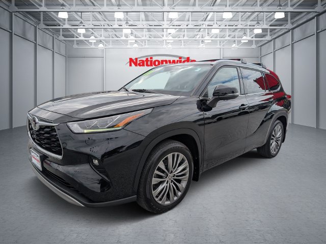 Used 2021 Toyota Highlander Platinum AWD/4WD image 1