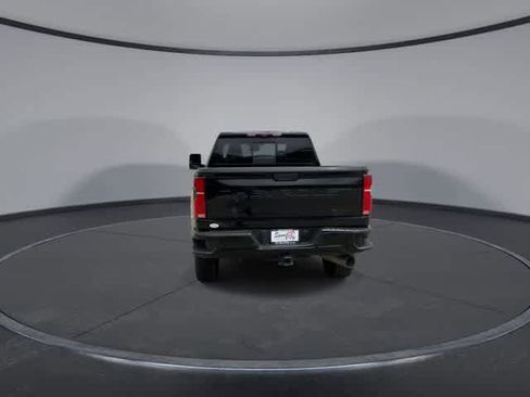 Used 2024 Chevrolet Silverado 2500 High Country w/ Midnight Edition AWD/4WD image 7