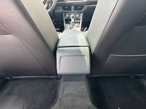 Used 2024 Volkswagen Jetta SE w/ Panoramic Sunroof Package FWD image 32