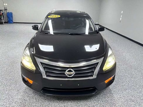 Used 2015 Nissan Altima 3.5 SL FWD image 8