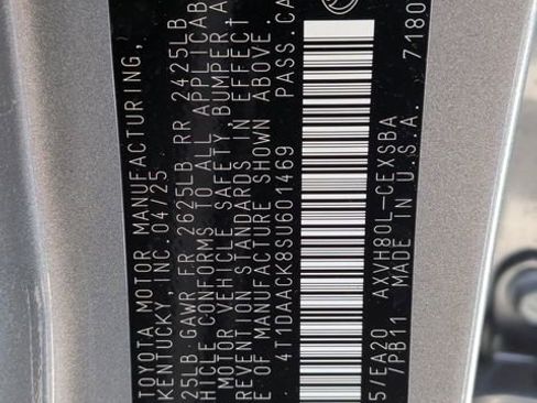 Used 2025 Toyota Camry SE FWD image 10