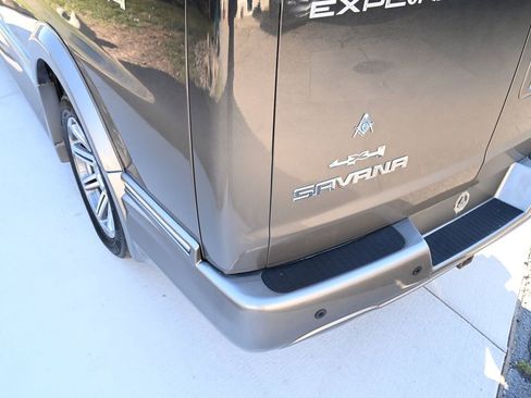 Used 2018 GMC Savana 2500 LS image 13