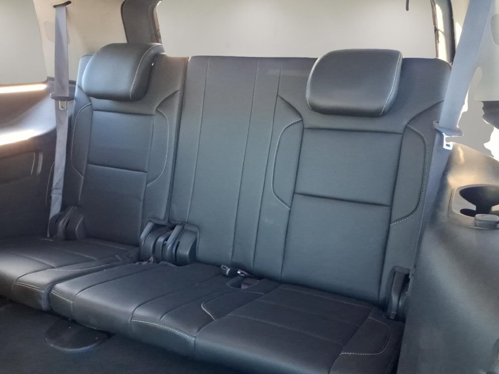 Used 2017 GMC Yukon SLT w/ Premium Edition AWD/4WD image 7