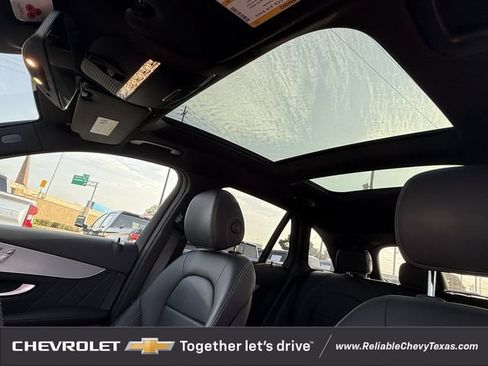 Used 2022 Mercedes-Benz GLC 300 image 29