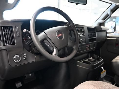 New 2026 GMC Savana 3500 w/ Driver Convenience Package RWD image 21