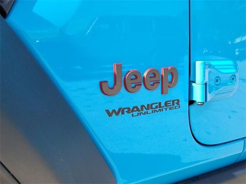 Certified 2021 Jeep Wrangler Unlimited Rubicon image 11