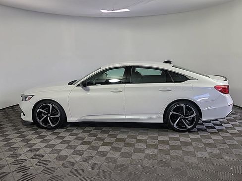 Certified 2022 Honda Accord Sport image 11