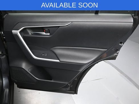Used 2022 Toyota RAV4 XLE w/ Convenience Package AWD/4WD image 33