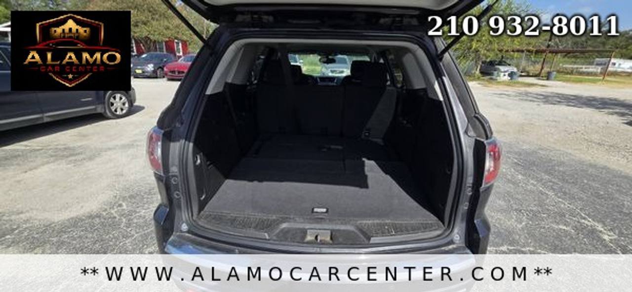 Used 2015 GMC Acadia SLE FWD image 27